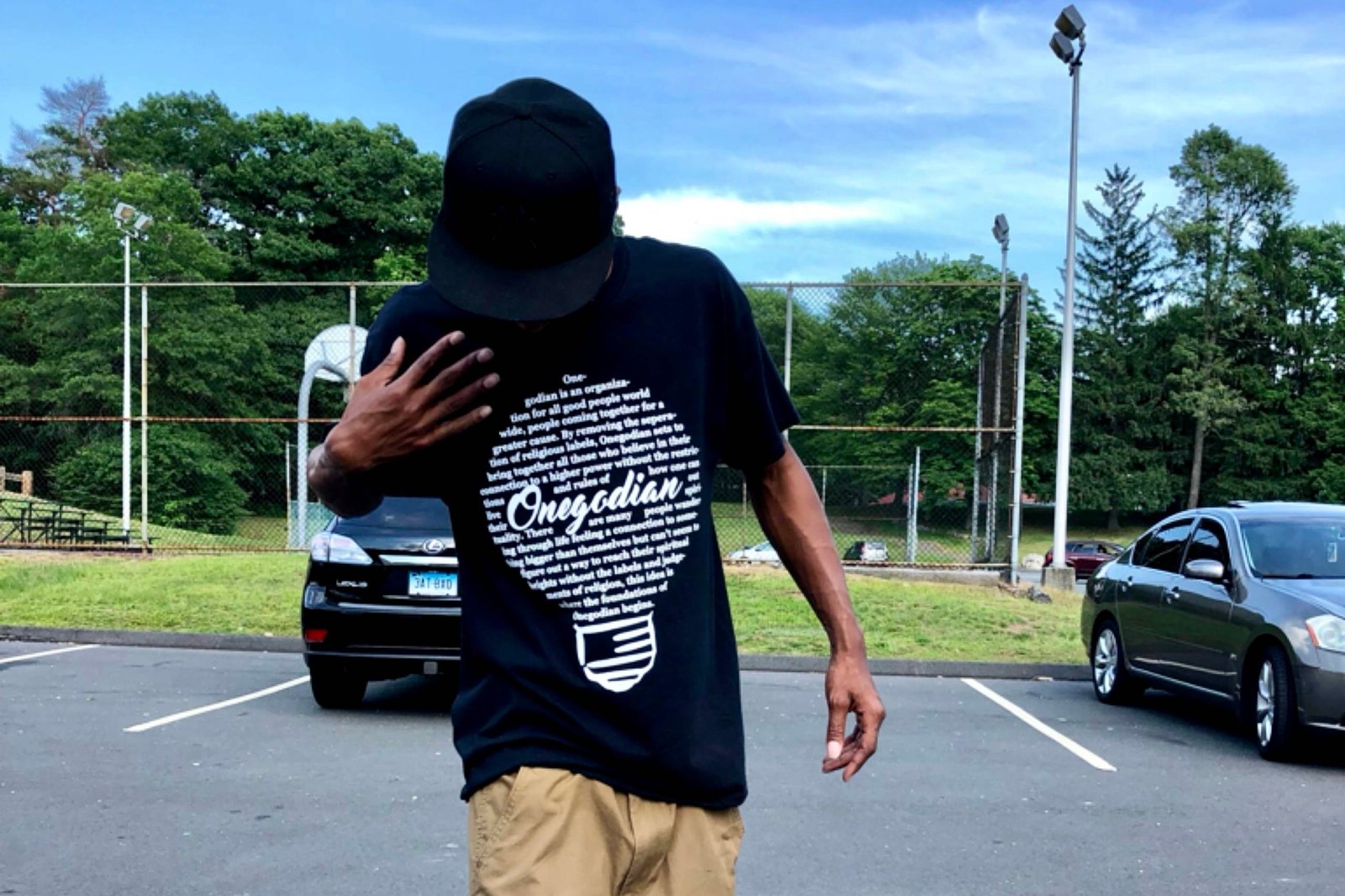 Onegodians Wearing The Idea!