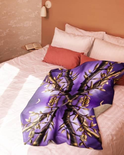 Onegodianology Branches: Historical 01 – Sherpa blanket